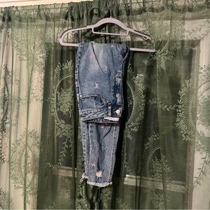 Size 3/27 Trendy Embroidered Butterfly Distressed High Rise Jeans- Super cute!
